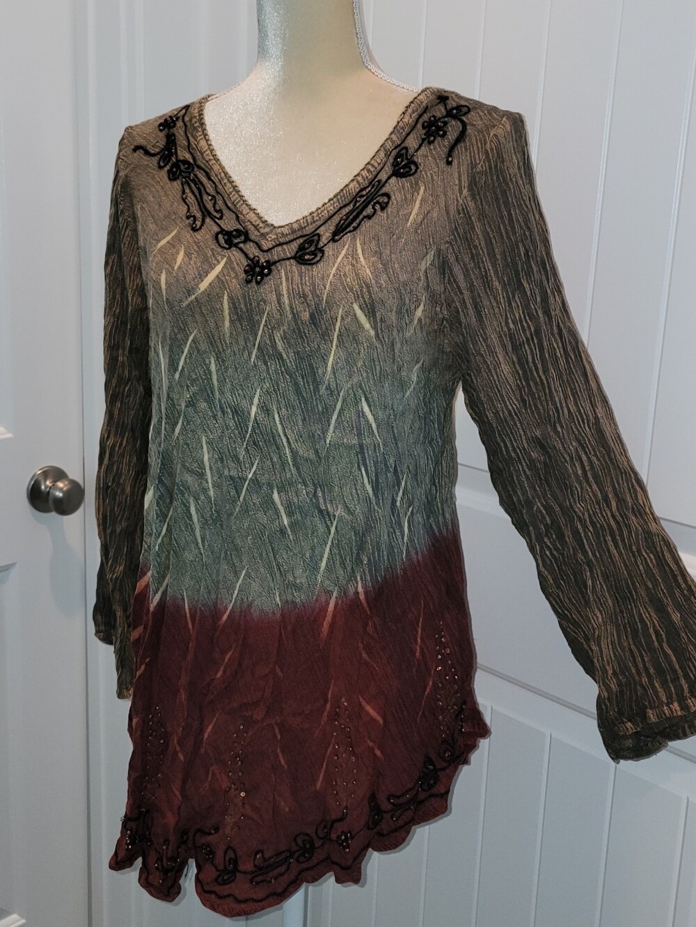 Greater Good Blouse Womens Large/XL Earthtones Bohemian Beaded Sequins Tie Dye